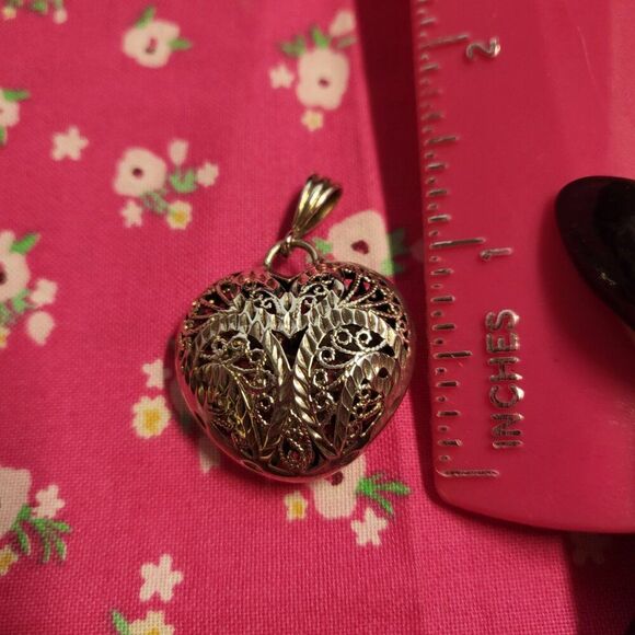 Vintage Diamond Cut Filigree Sterling Silver Heart Pendant Necklace - Picture 5 of 6